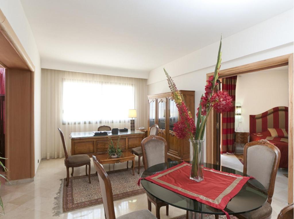 Diplomat Hotel Tunus Dış mekan fotoğraf